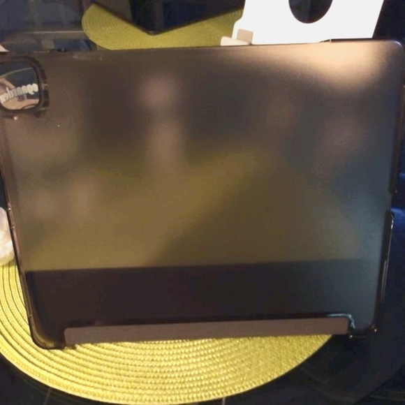 2020 iPad Pro 13" Case - Picture 2 of 2